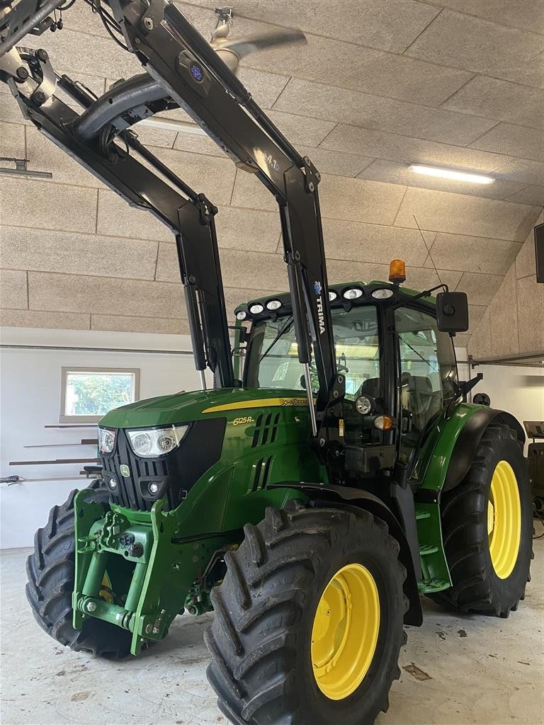 Traktor typu John Deere 6125R med frontlæsser og autopower, Gebrauchtmaschine v Varde (Obrázek 1)