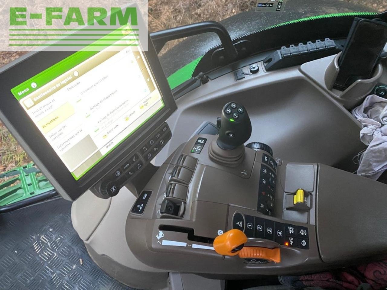 Traktor typu John Deere 6130 r + chargeur + autoguidage, Gebrauchtmaschine v Ytrac (Obrázok 7)