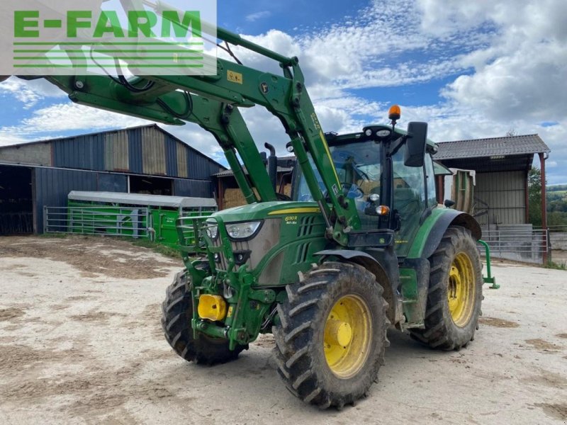 Traktor du type John Deere 6130 r + chargeur . autopower, Gebrauchtmaschine en Ytrac (Photo 1)