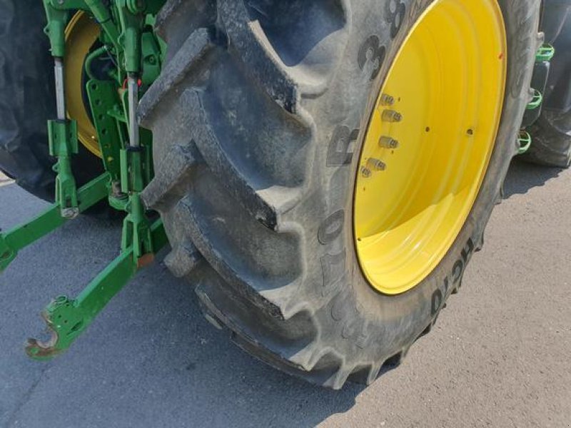 Traktor typu John Deere 6130 R, Gebrauchtmaschine w DOMFRONT (Zdjęcie 6)