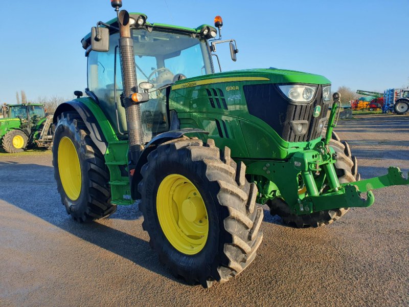 Traktor van het type John Deere 6130 R, Gebrauchtmaschine in DOMFRONT (Foto 1)