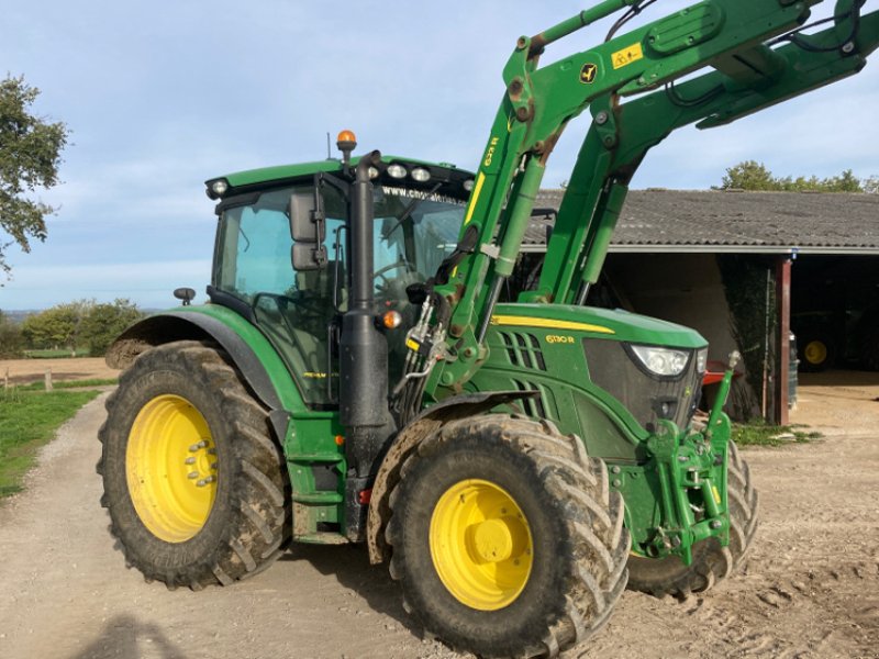 Traktor van het type John Deere 6130 R, Gebrauchtmaschine in PIERRE BUFFIERE (Foto 1)