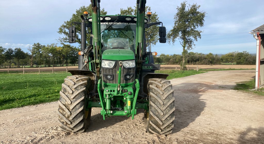 Traktor типа John Deere 6130 R, Gebrauchtmaschine в PIERRE BUFFIERE (Фотография 4)