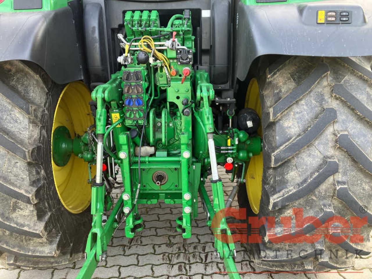 Traktor of the type John Deere 6130 R, Gebrauchtmaschine in Ampfing (Picture 5)