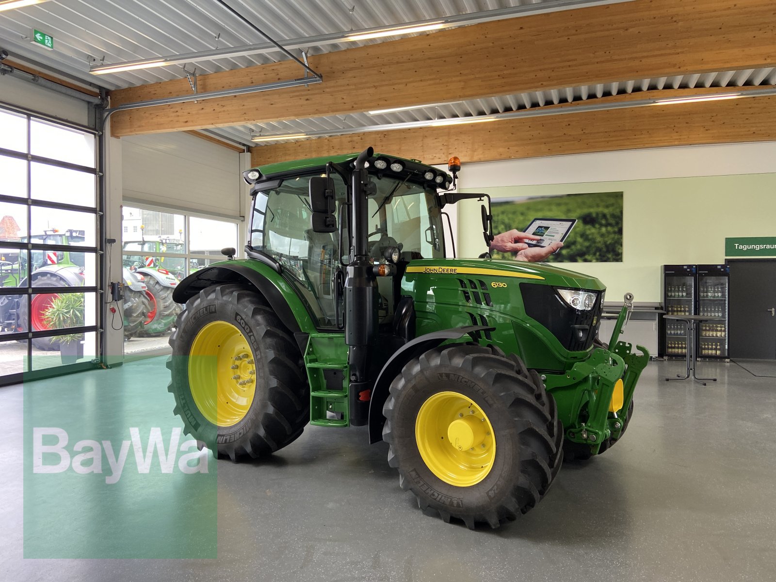 Traktor typu John Deere 6130 R, Gebrauchtmaschine w Bamberg (Zdjęcie 2)