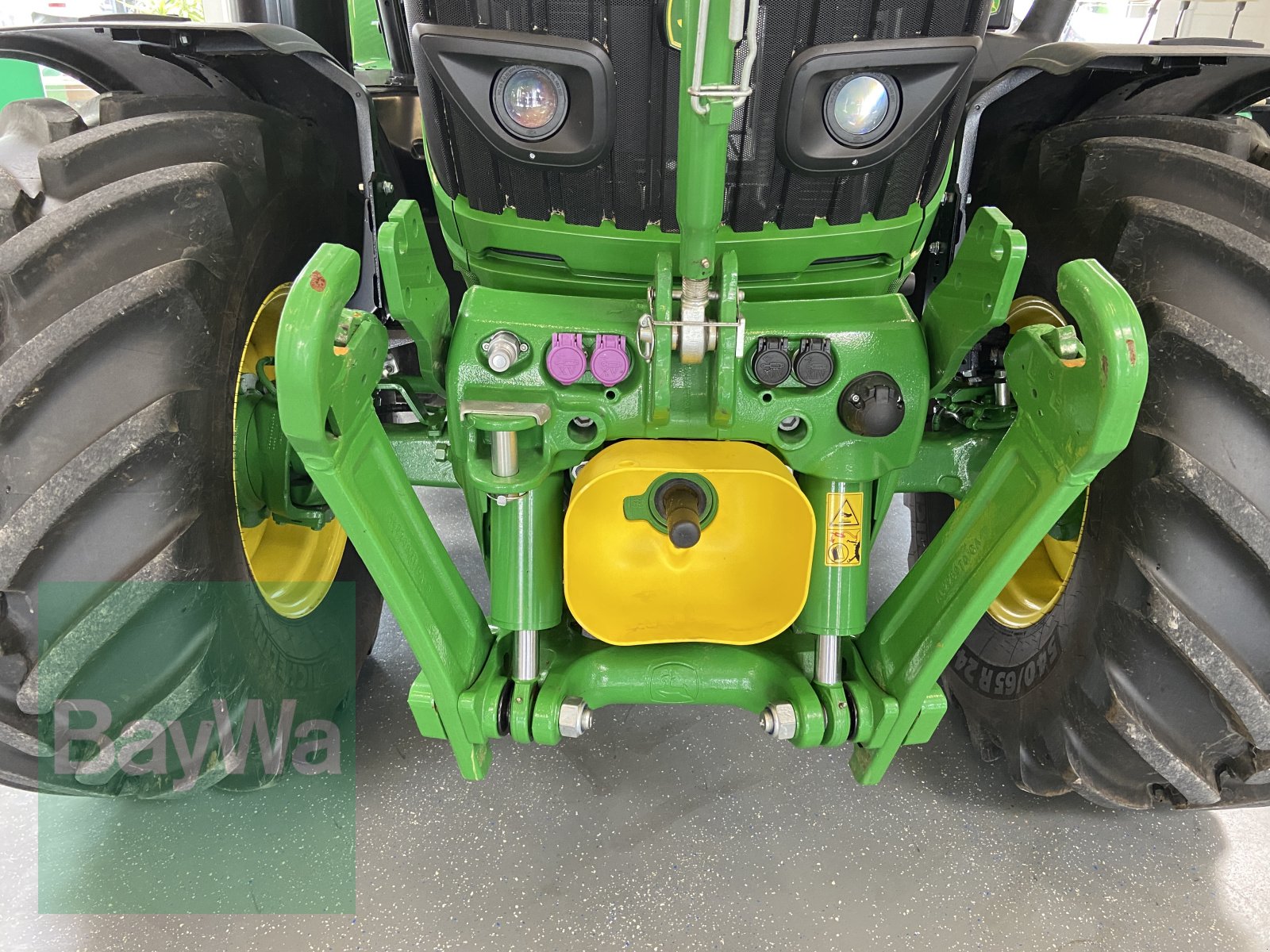 Traktor типа John Deere 6130 R, Gebrauchtmaschine в Bamberg (Фотография 5)