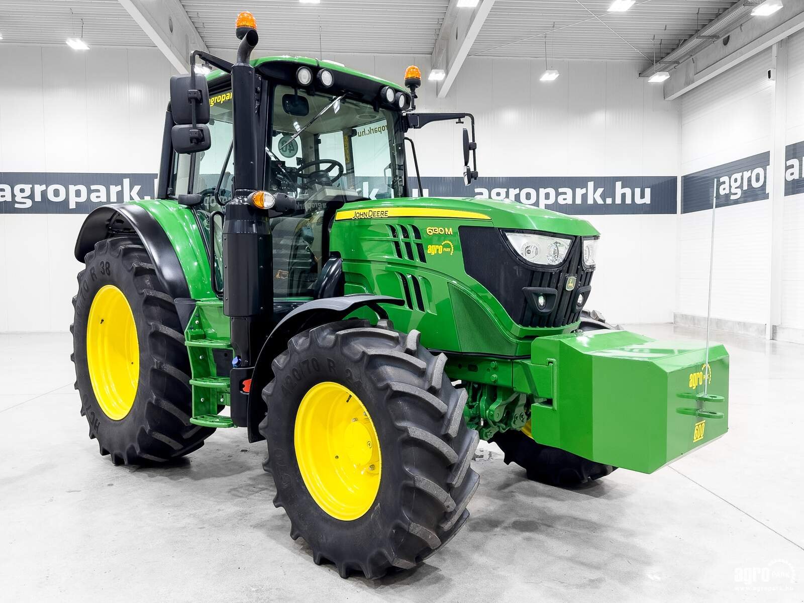 Traktor tip John Deere 6130M TLS, Gebrauchtmaschine in Csengele (Poză 2)