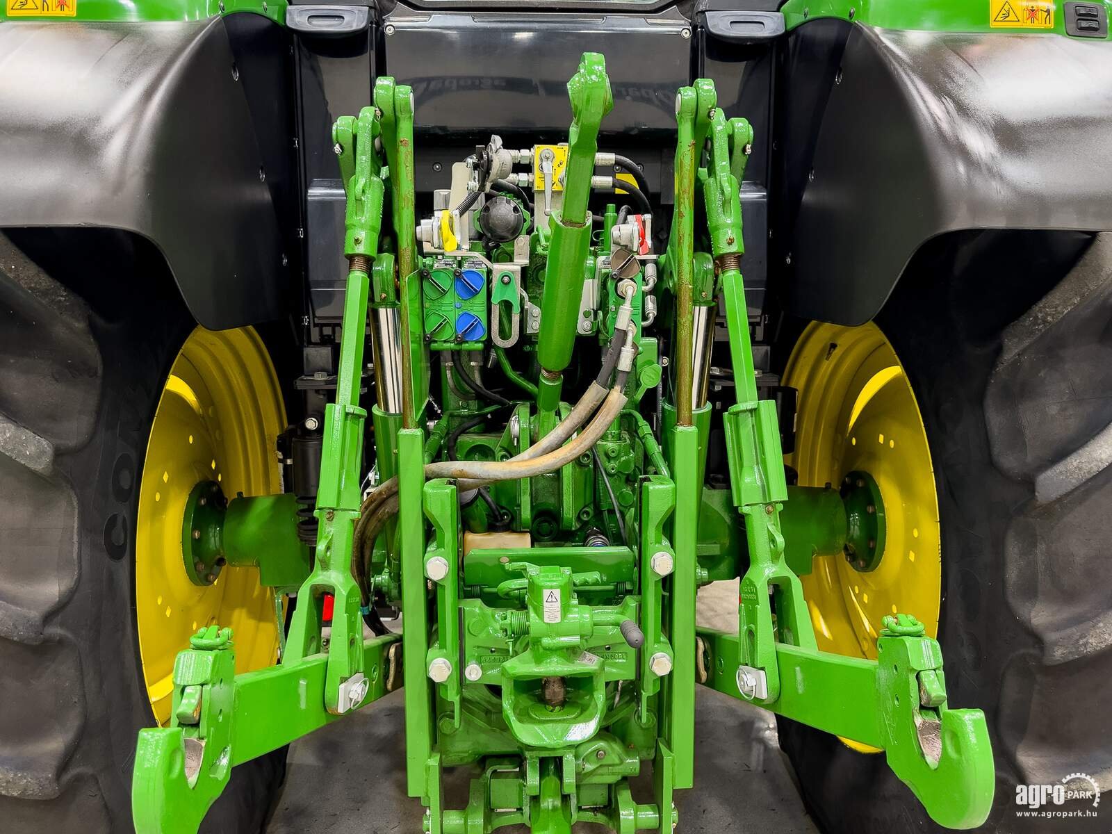 Traktor del tipo John Deere 6130M, Gebrauchtmaschine en Csengele (Imagen 7)