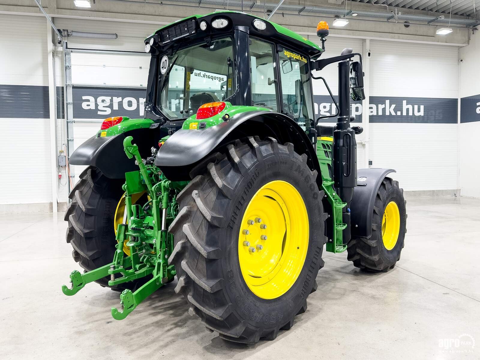 Traktor typu John Deere 6130M, Gebrauchtmaschine w Csengele (Zdjęcie 3)