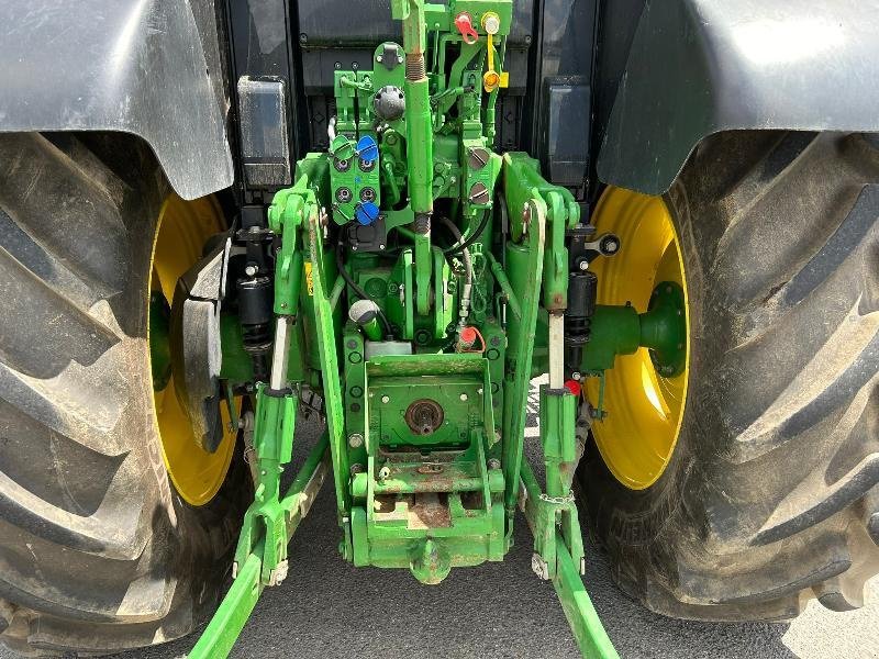 Traktor van het type John Deere 6130M, Gebrauchtmaschine in JOSSELIN (Foto 5)