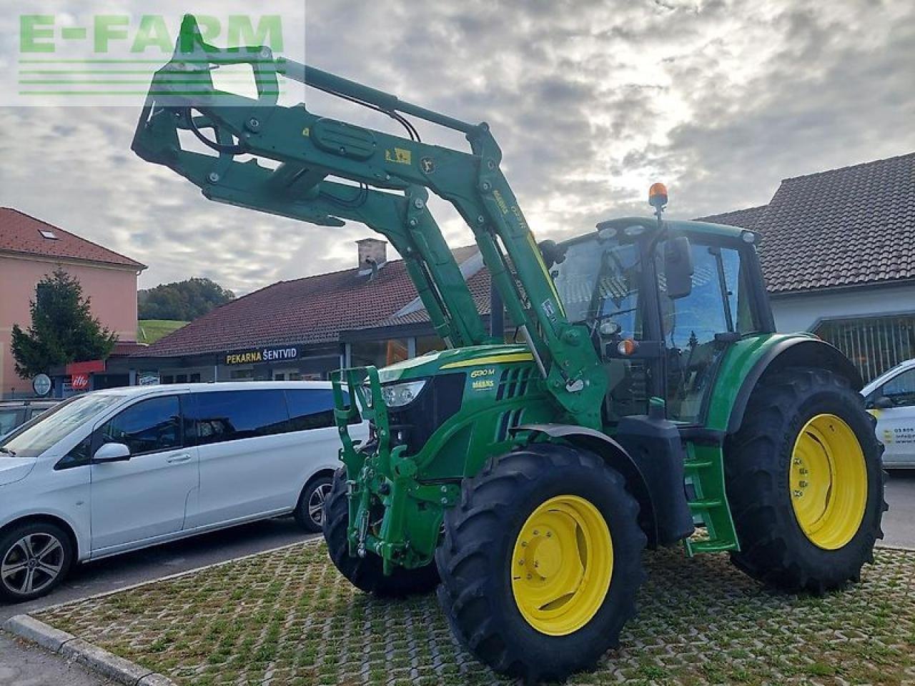 Traktor Türe ait John Deere 6130m, Gebrauchtmaschine içinde GROBELNO (resim 3)