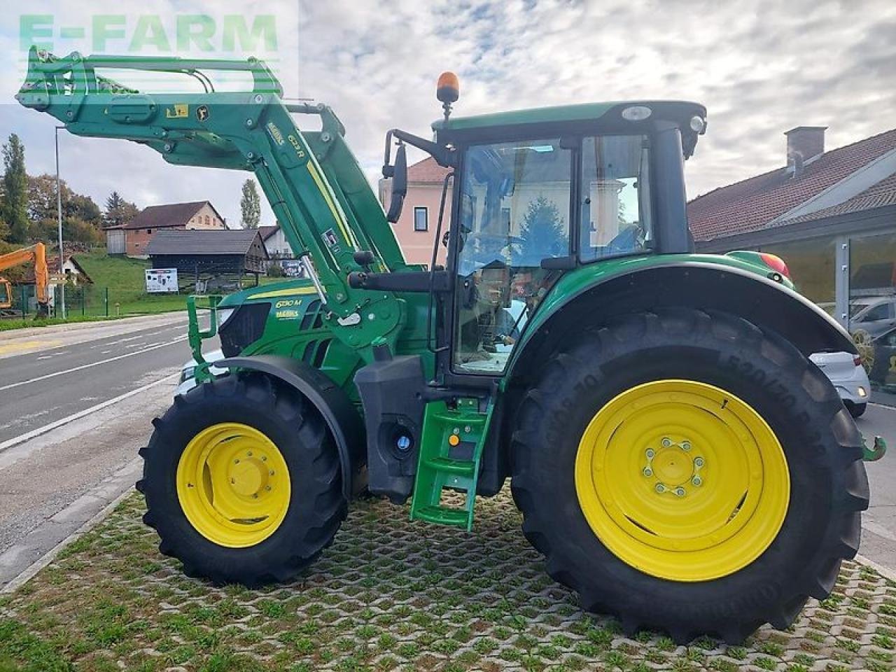 Traktor Türe ait John Deere 6130m, Gebrauchtmaschine içinde GROBELNO (resim 10)