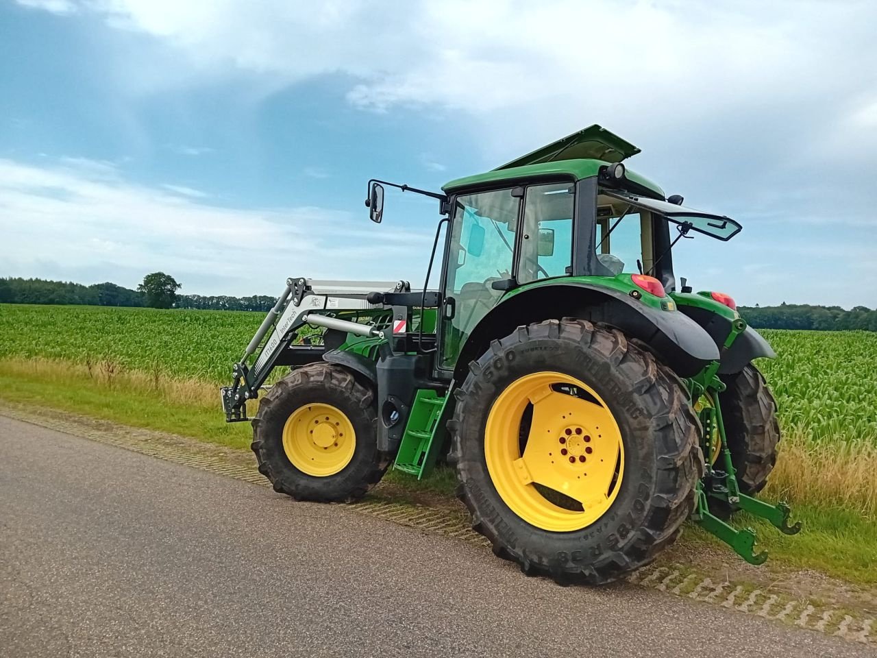 Traktor типа John Deere 6130m, Gebrauchtmaschine в Dalfsen (Фотография 4)