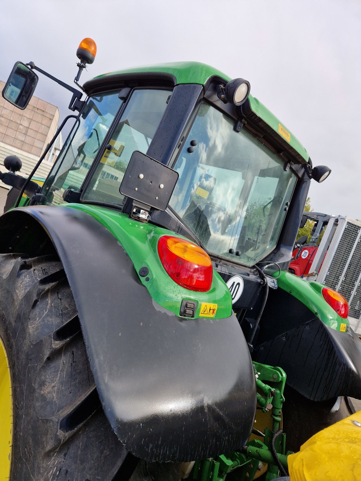 Traktor van het type John Deere 6130M, Gebrauchtmaschine in Bad Sobernheim (Foto 8)