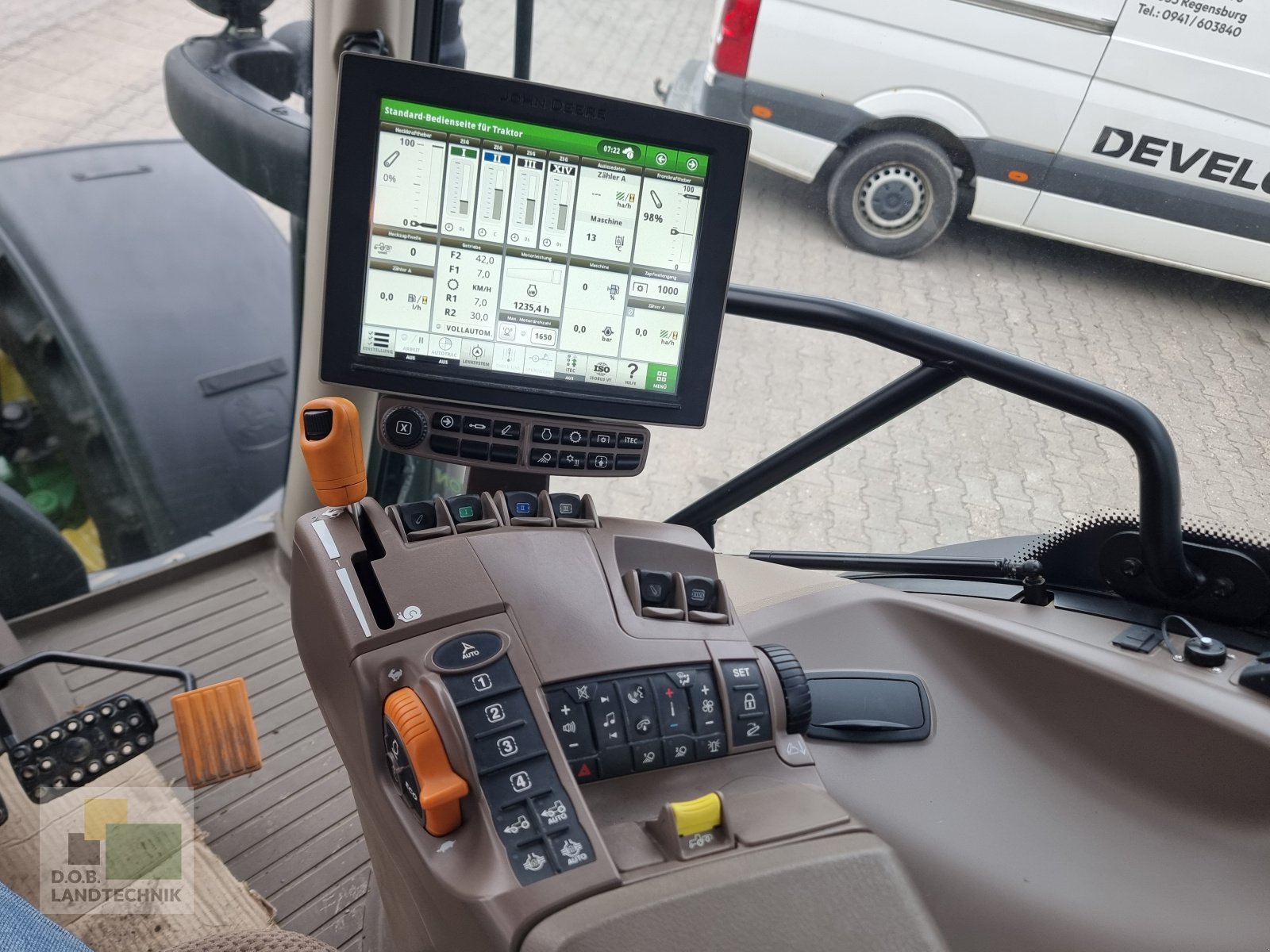 Traktor del tipo John Deere 6130R 6130 R, Gebrauchtmaschine en Regensburg (Imagen 21)