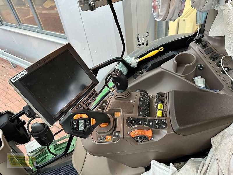 Traktor van het type John Deere 6130R 6R 130 Ultimate CommandPro FZ, Gebrauchtmaschine in Neuenkirchen-Vinte (Foto 6)