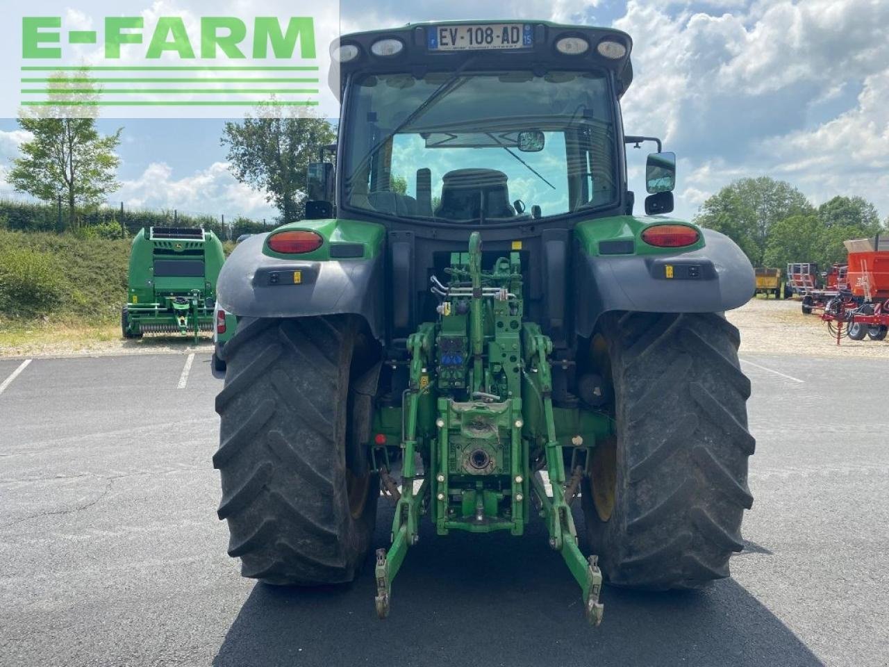 Traktor Türe ait John Deere 6130r auot quad 50 km/h ( destockage ), Gebrauchtmaschine içinde Ytrac (resim 7)