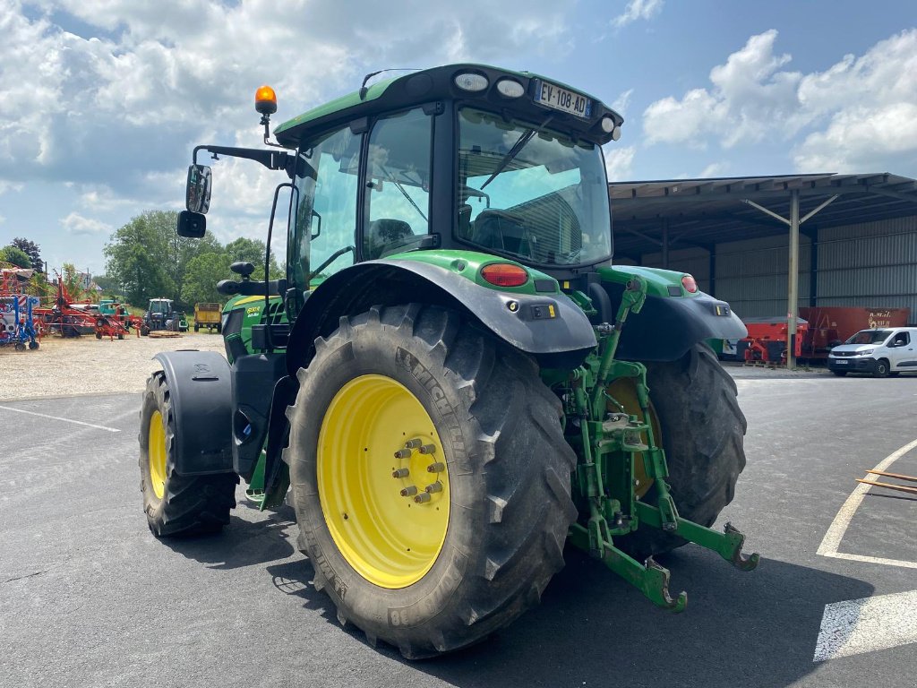 Traktor des Typs John Deere 6130R AUOT QUAD 50 KM/H (  DESTOCKAGE ), Gebrauchtmaschine in MAURIAC (Bild 4)