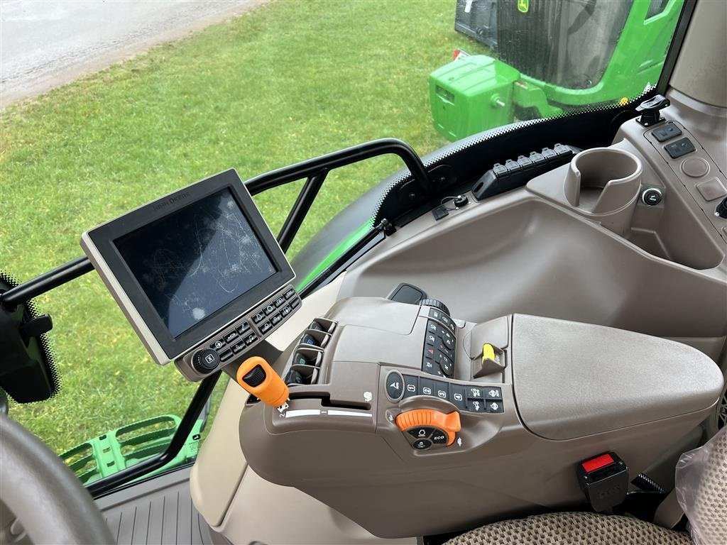 Traktor от тип John Deere 6130R Autopower, Gebrauchtmaschine в Tønder (Снимка 8)