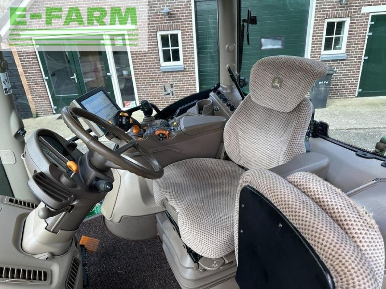 Traktor типа John Deere 6130r commandpro at-ready, Gebrauchtmaschine в PS LEMELE (Фотография 19)