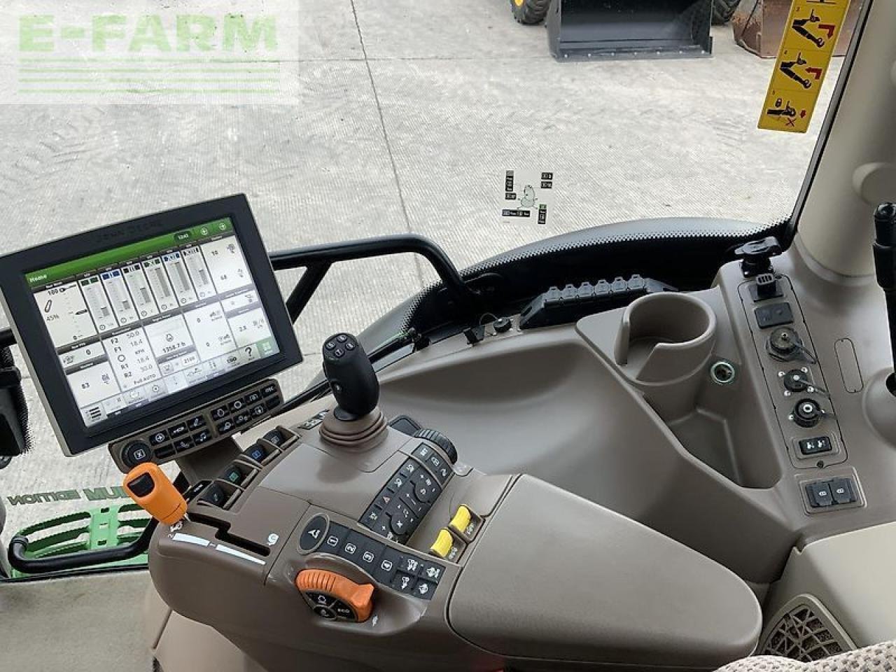 Traktor del tipo John Deere 6130r premium edition tractor (st21469), Gebrauchtmaschine In SHAFTESBURY (Immagine 23)