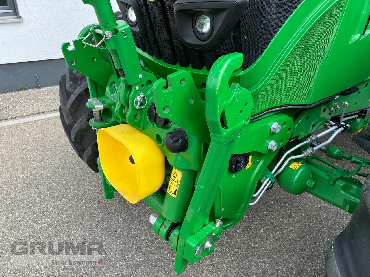 Traktor типа John Deere 6130R Ultimate Edition, Gebrauchtmaschine в Friedberg-Derching (Фотография 11)