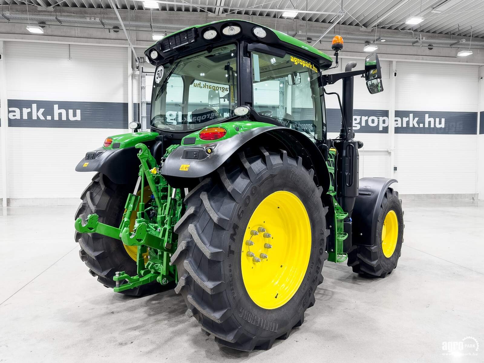 Traktor Türe ait John Deere 6130R, Gebrauchtmaschine içinde Csengele (resim 3)