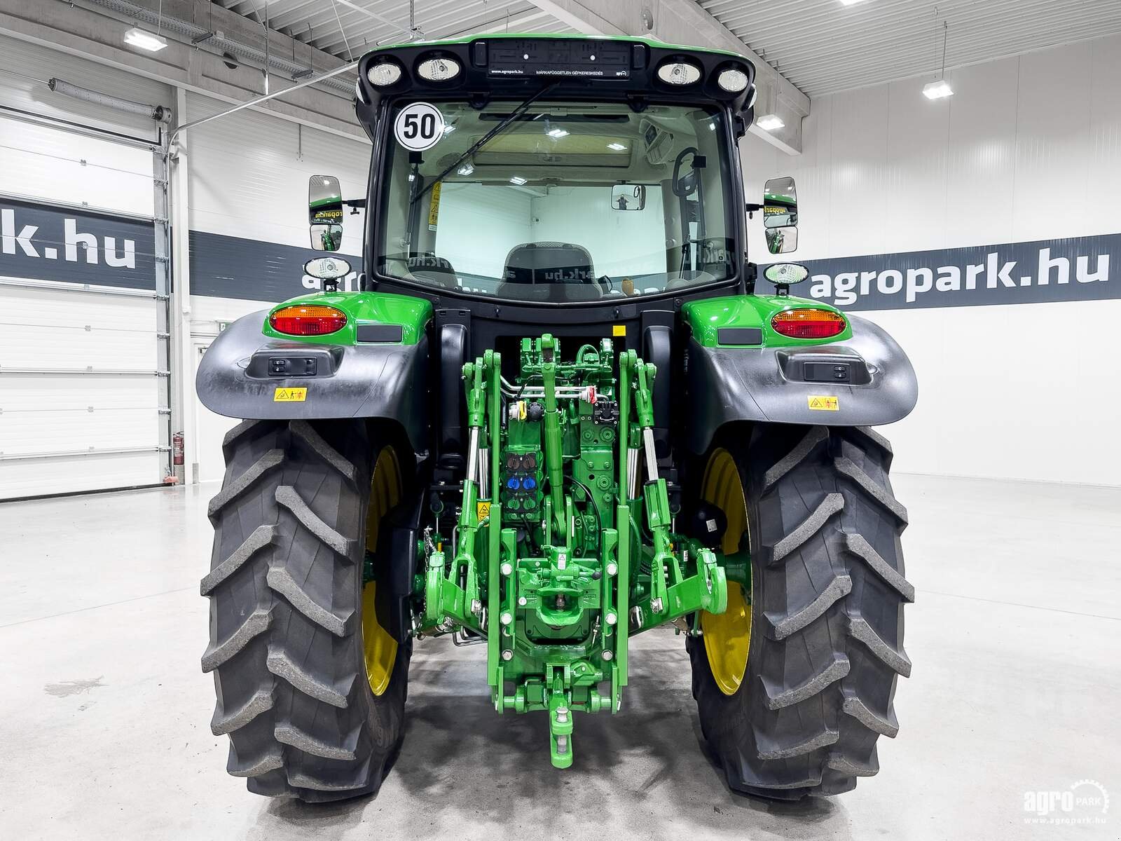 Traktor del tipo John Deere 6130R, Gebrauchtmaschine en Csengele (Imagen 5)