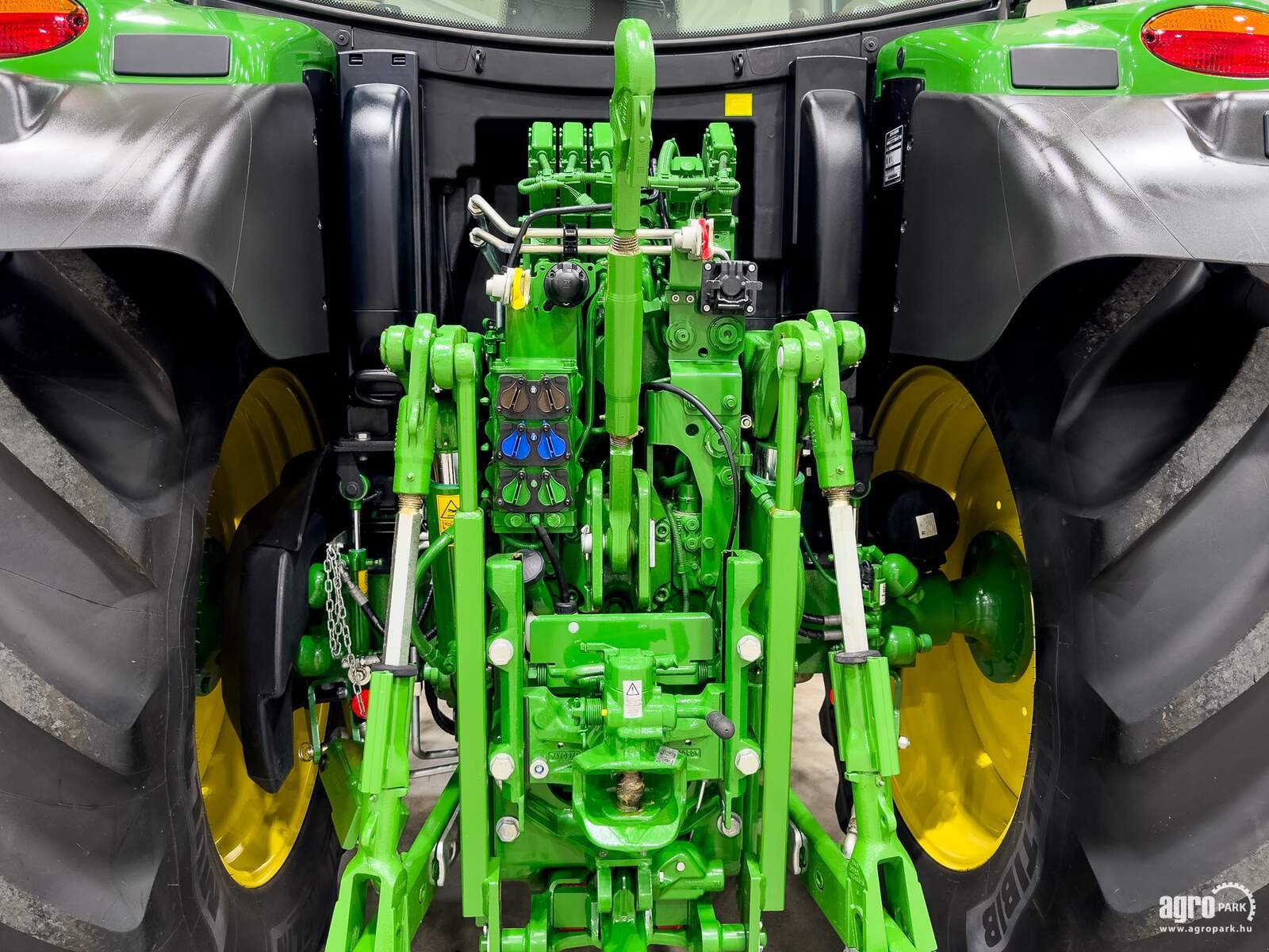 Traktor Türe ait John Deere 6130R, Gebrauchtmaschine içinde Csengele (resim 7)