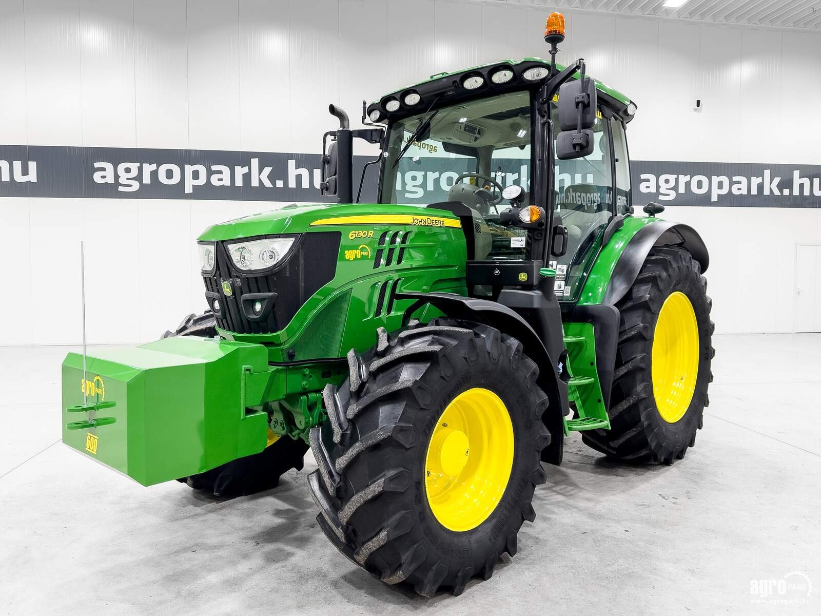 Traktor del tipo John Deere 6130R, Gebrauchtmaschine In Csengele (Immagine 1)