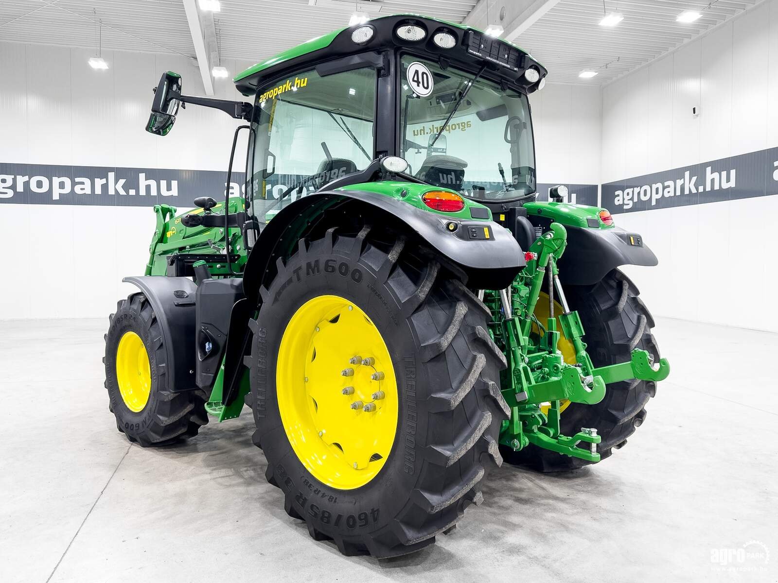 Traktor Türe ait John Deere 6130R, Gebrauchtmaschine içinde Csengele (resim 4)