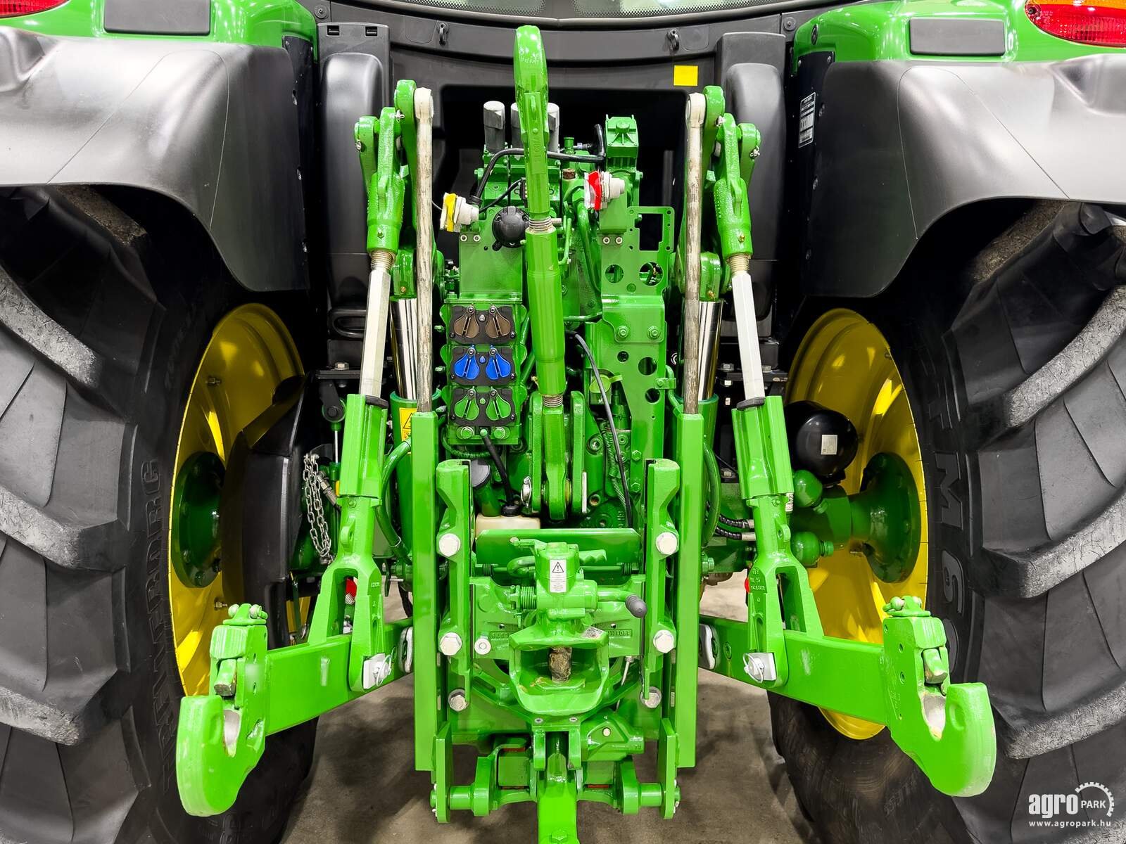 Traktor Türe ait John Deere 6130R, Gebrauchtmaschine içinde Csengele (resim 7)