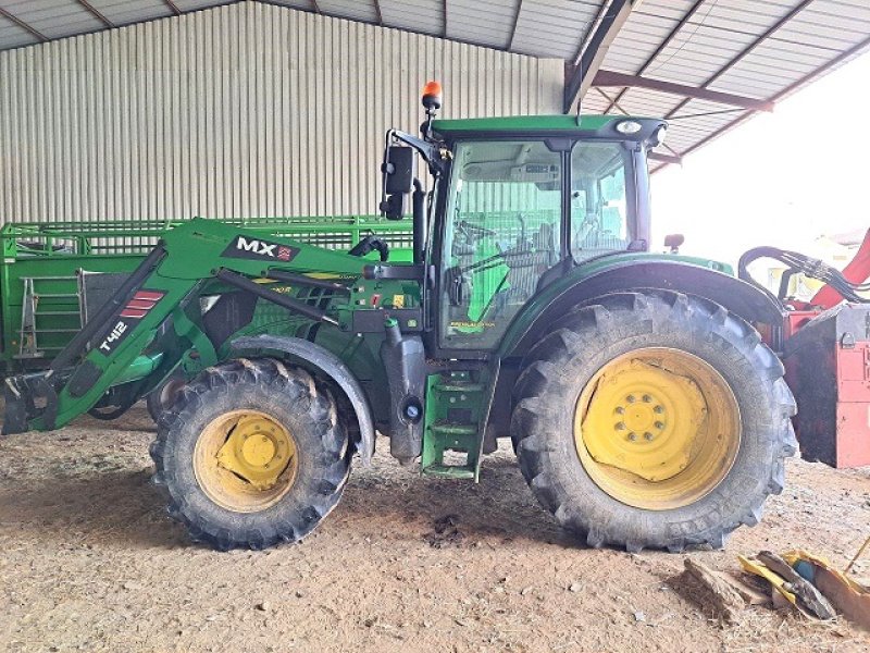 Traktor typu John Deere 6130R, Gebrauchtmaschine v LE PONT CHRETIEN (Obrázek 2)