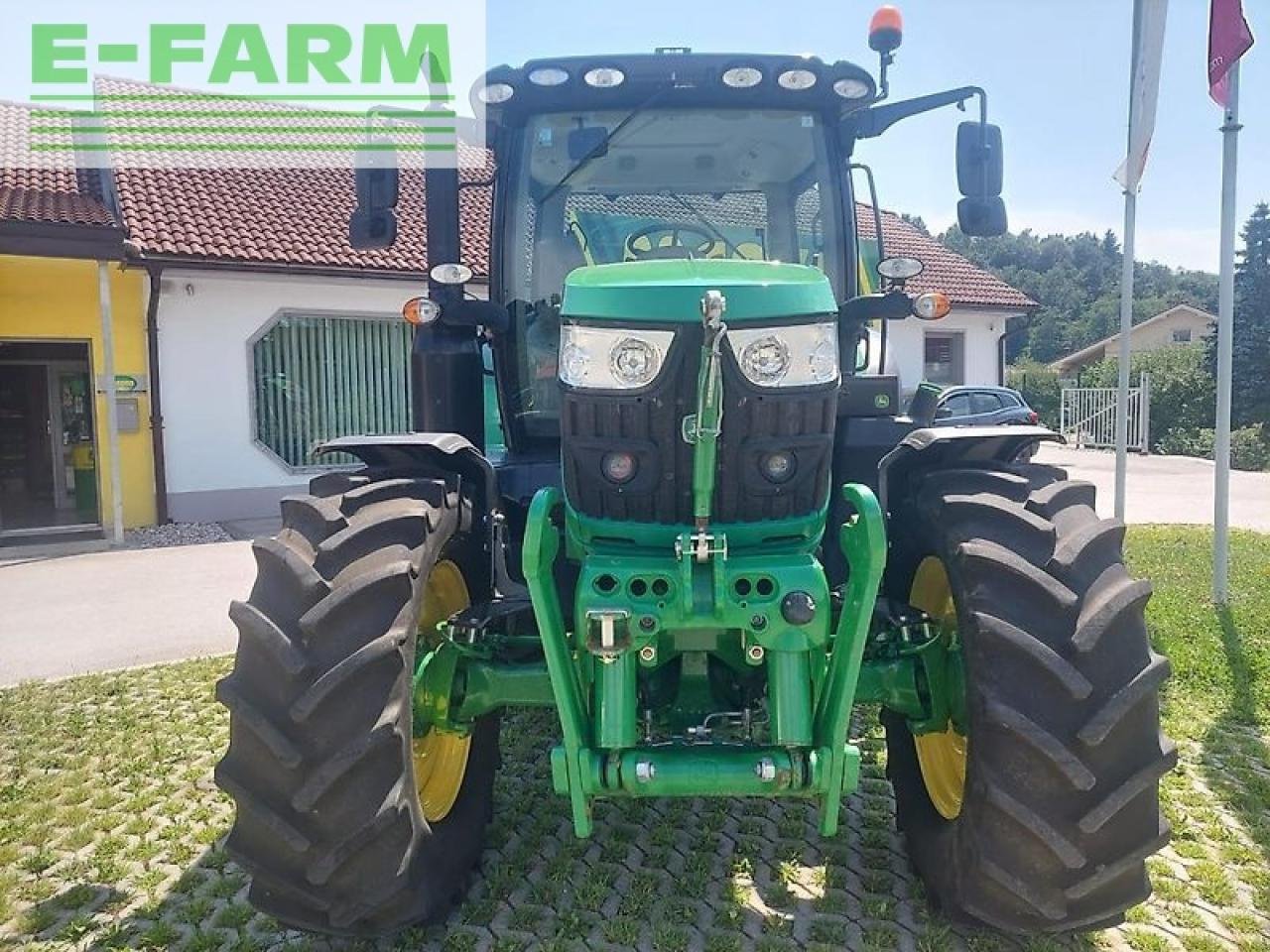 Traktor du type John Deere 6130r, Gebrauchtmaschine en GROBELNO (Photo 3)