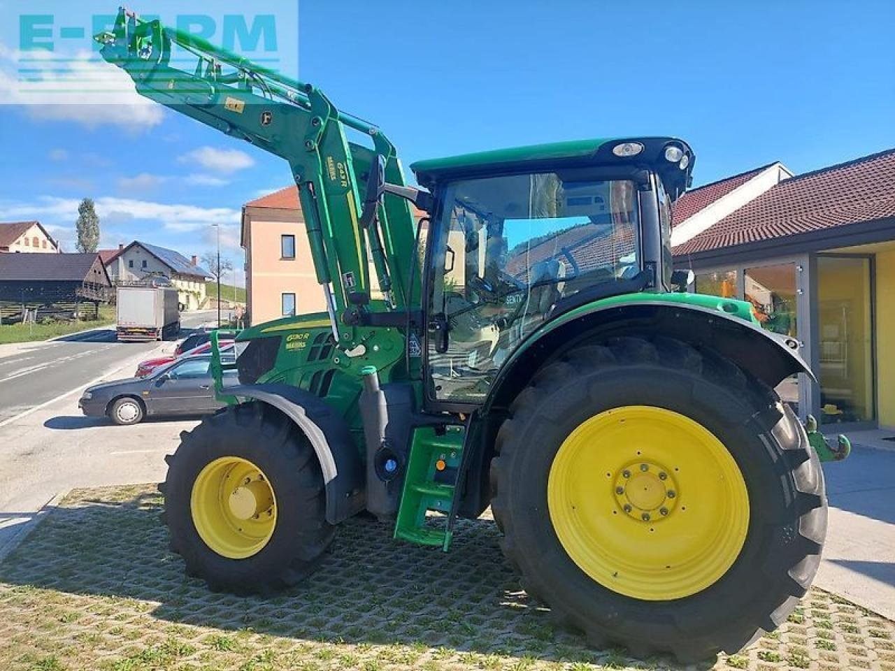 Traktor от тип John Deere 6130r, Gebrauchtmaschine в GROBELNO (Снимка 9)