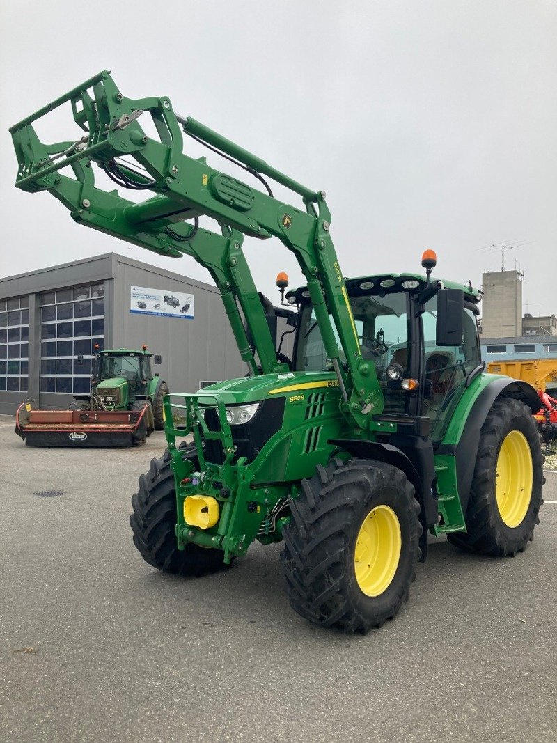 Traktor Türe ait John Deere 6130R, Gebrauchtmaschine içinde Chavornay (resim 1)