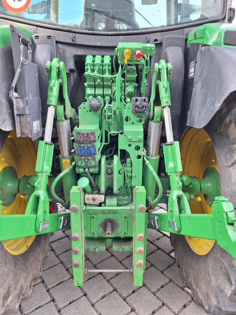 Traktor Türe ait John Deere 6130R, Gebrauchtmaschine içinde Ersingen (resim 3)