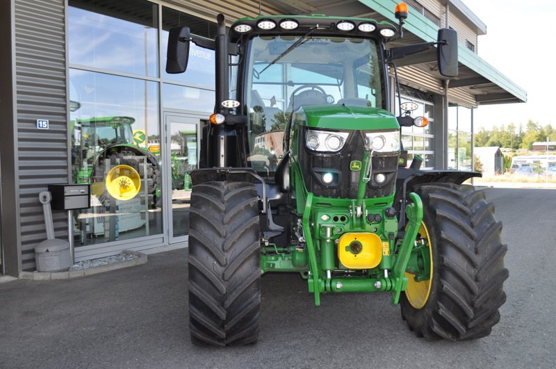 Traktor des Typs John Deere 6130R, Gebrauchtmaschine in Grolley (Bild 2)