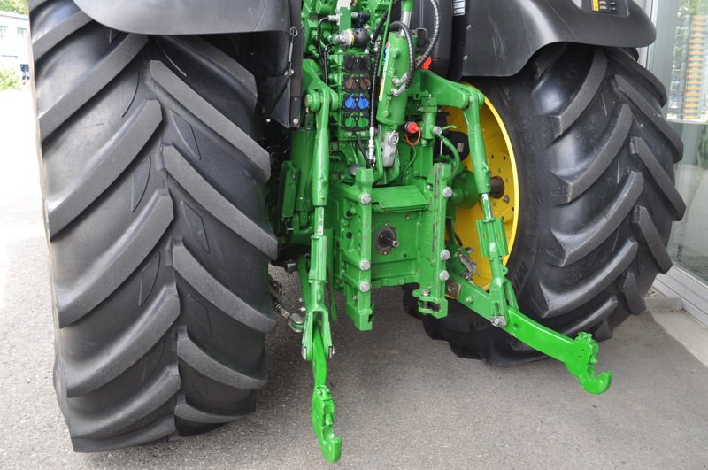 Traktor типа John Deere 6130R, Gebrauchtmaschine в Grolley (Фотография 3)