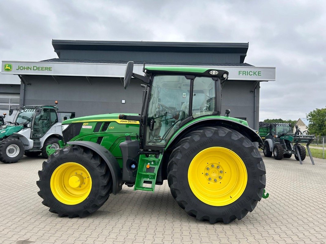 Traktor du type John Deere 6130R, Neumaschine en Mrągowo (Photo 9)