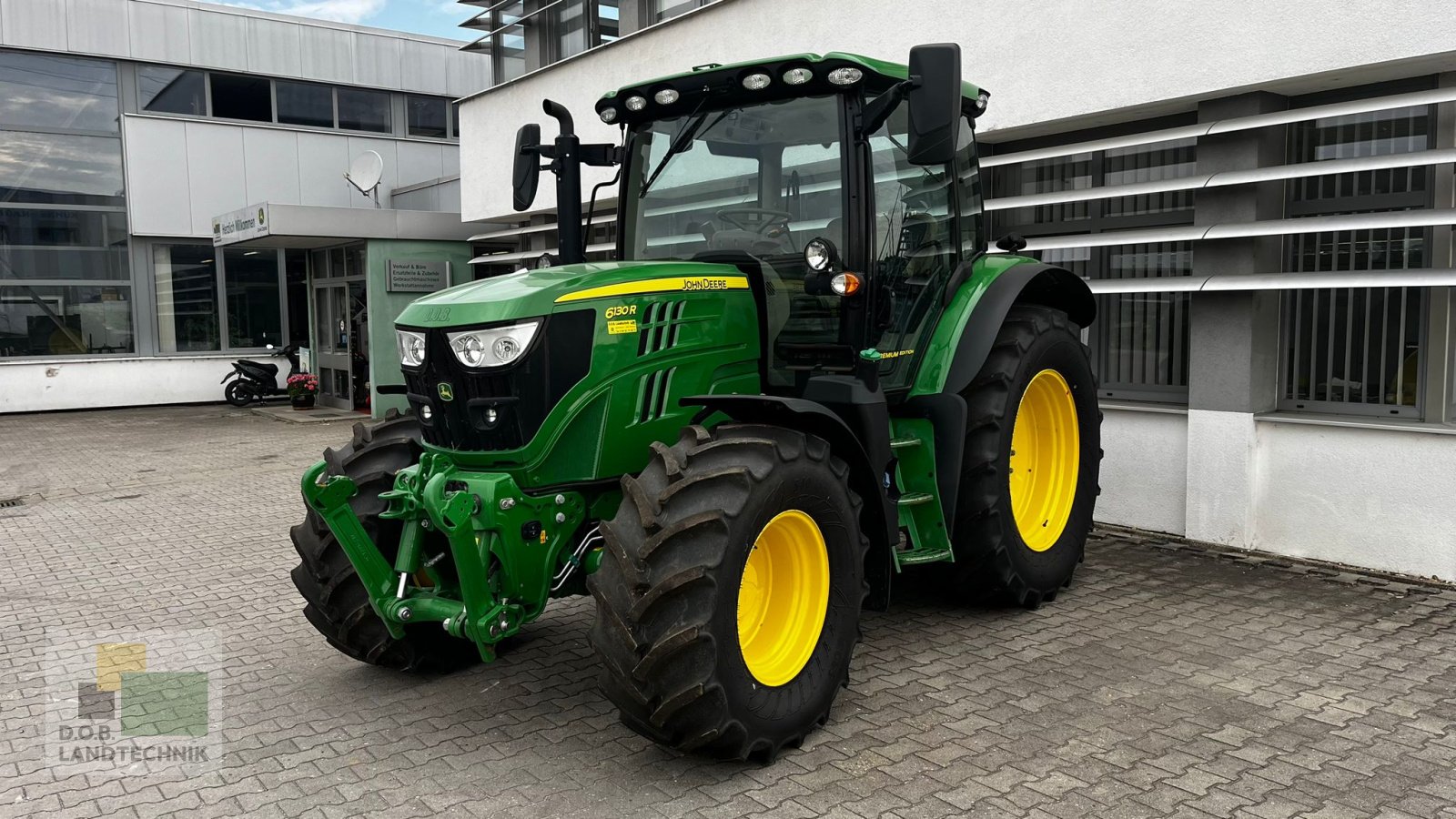 Traktor του τύπου John Deere 6130R, Gebrauchtmaschine σε Regensburg (Φωτογραφία 1)