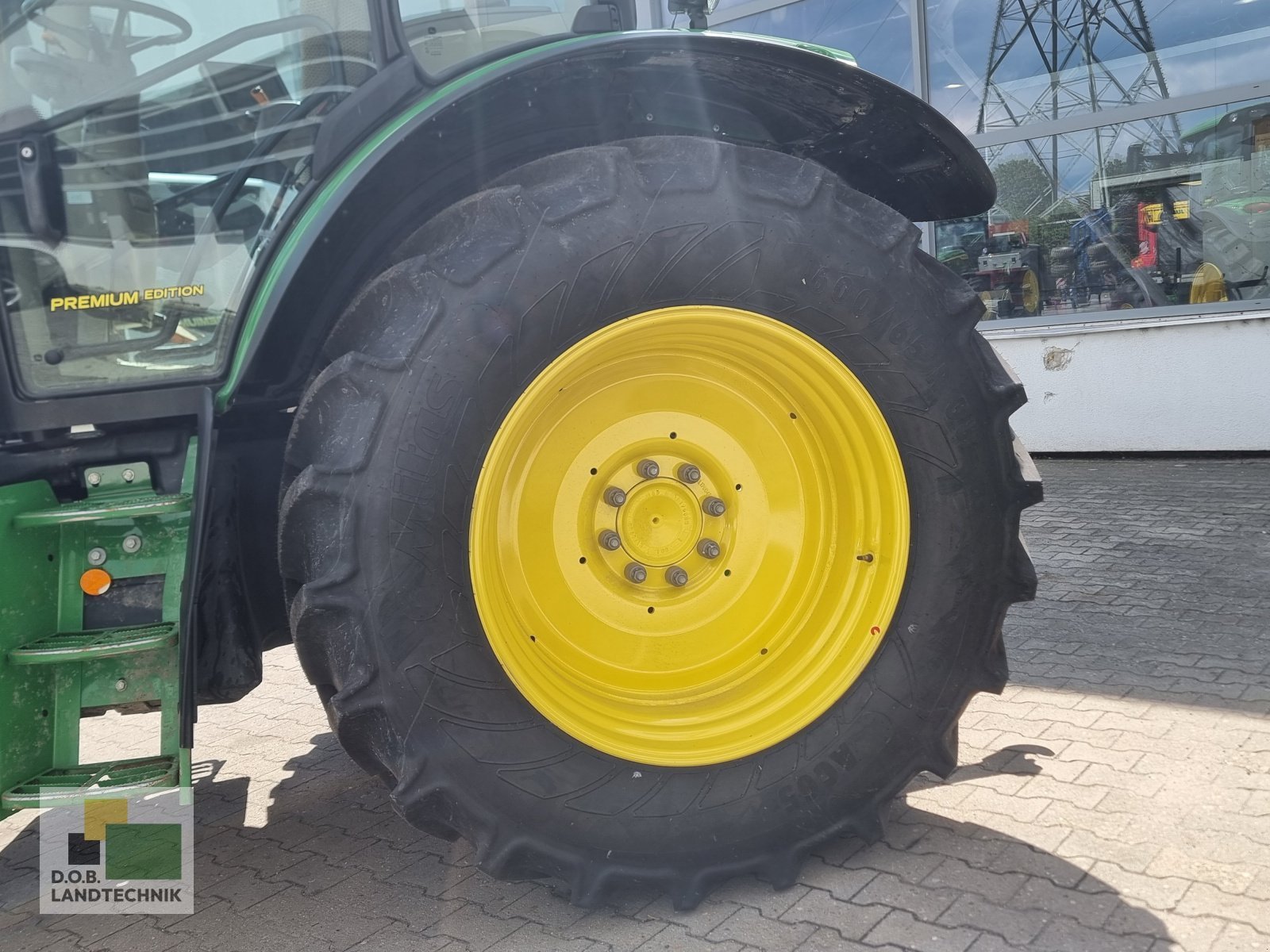 Traktor a típus John Deere 6130R, Gebrauchtmaschine ekkor: Langweid am Lech (Kép 16)