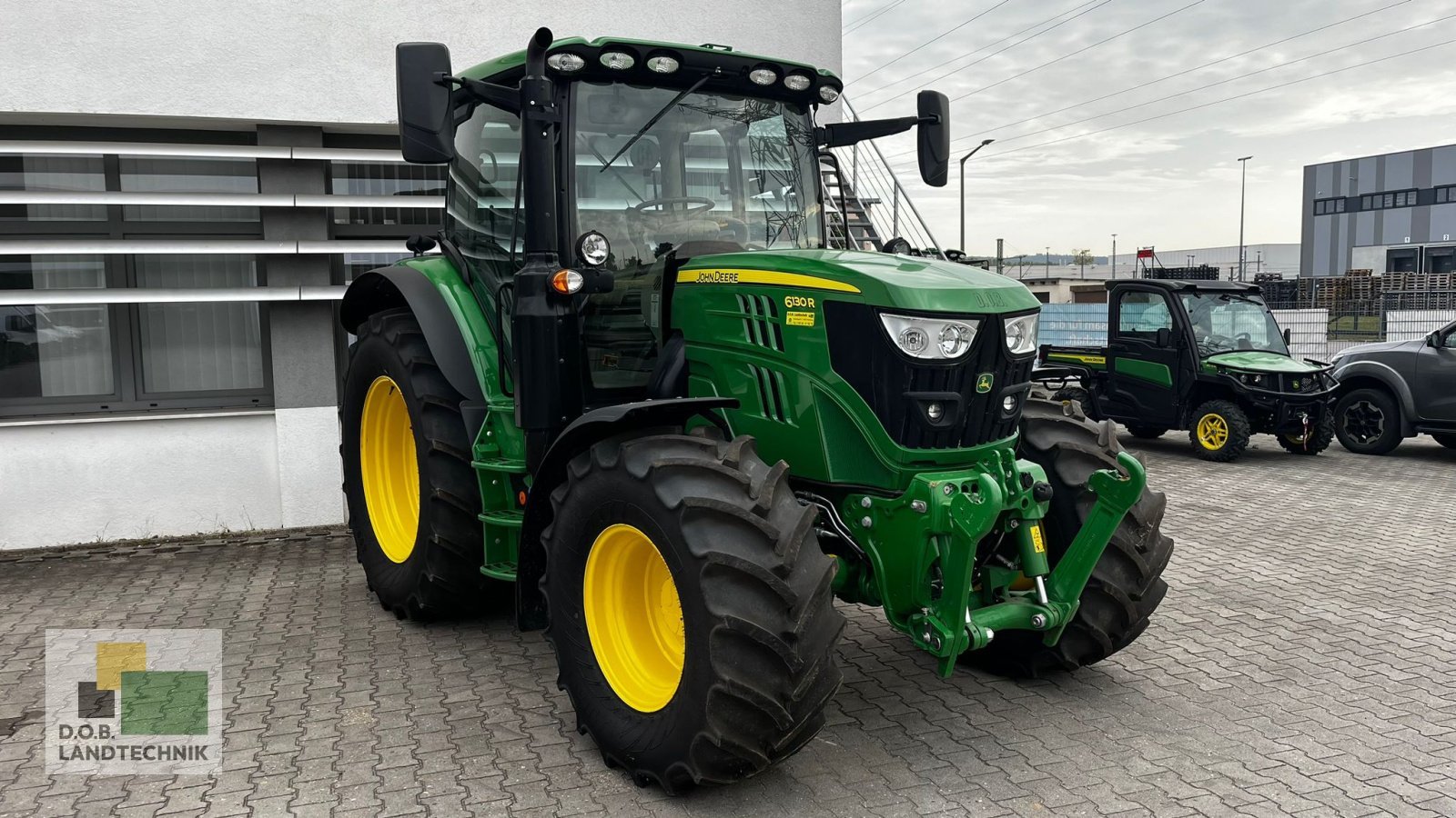 Traktor van het type John Deere 6130R, Gebrauchtmaschine in Regensburg (Foto 2)