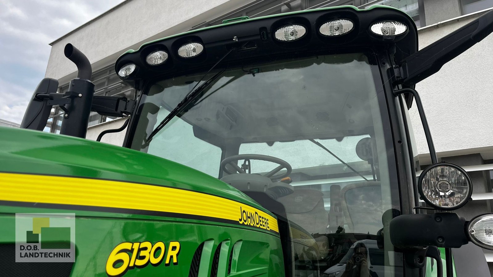 Traktor van het type John Deere 6130R, Gebrauchtmaschine in Regensburg (Foto 9)