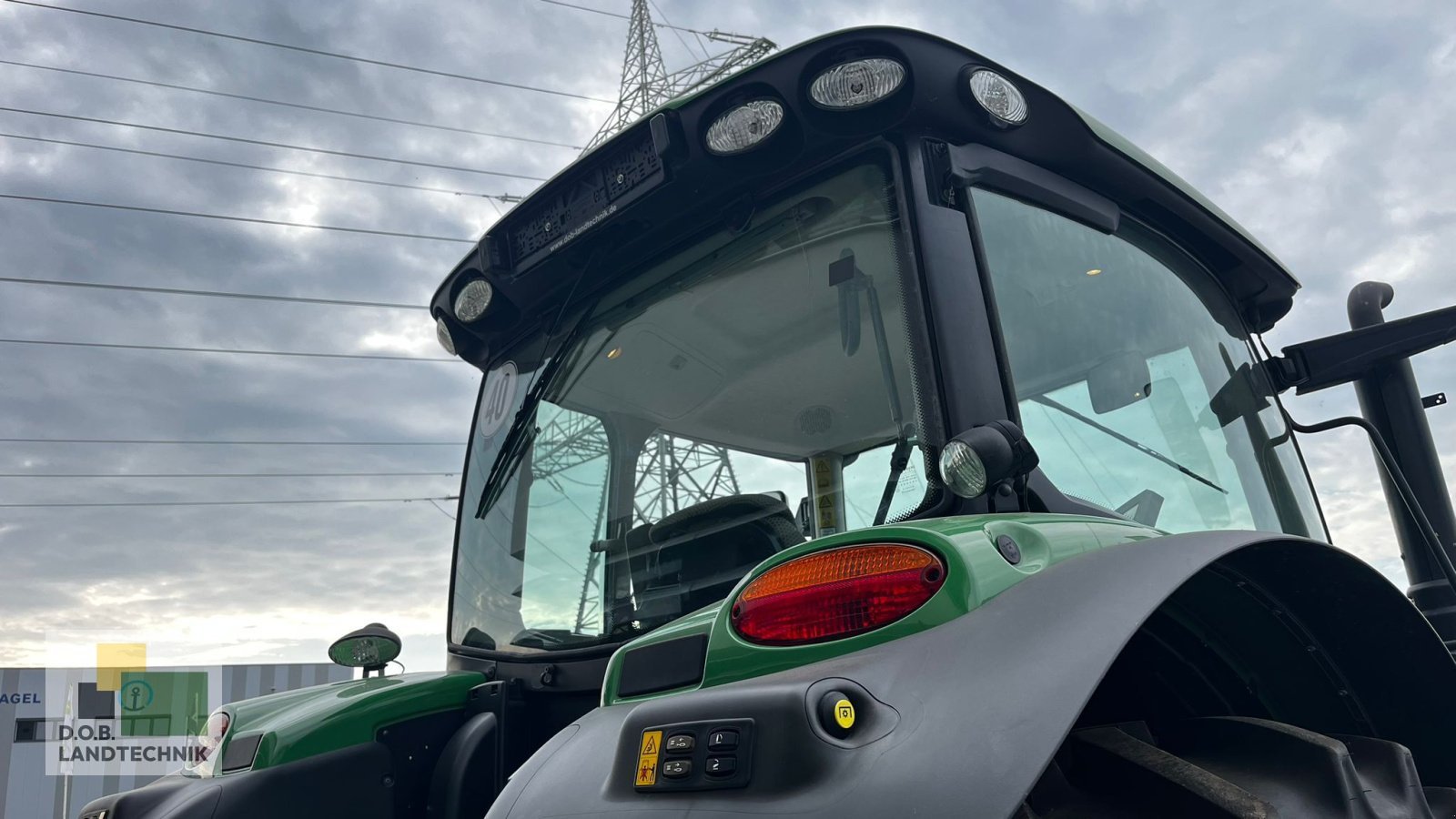 Traktor van het type John Deere 6130R, Gebrauchtmaschine in Regensburg (Foto 10)