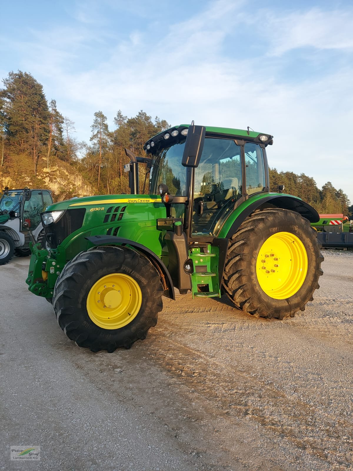 Traktor of the type John Deere 6130R, Gebrauchtmaschine in Pegnitz-Bronn (Picture 1)