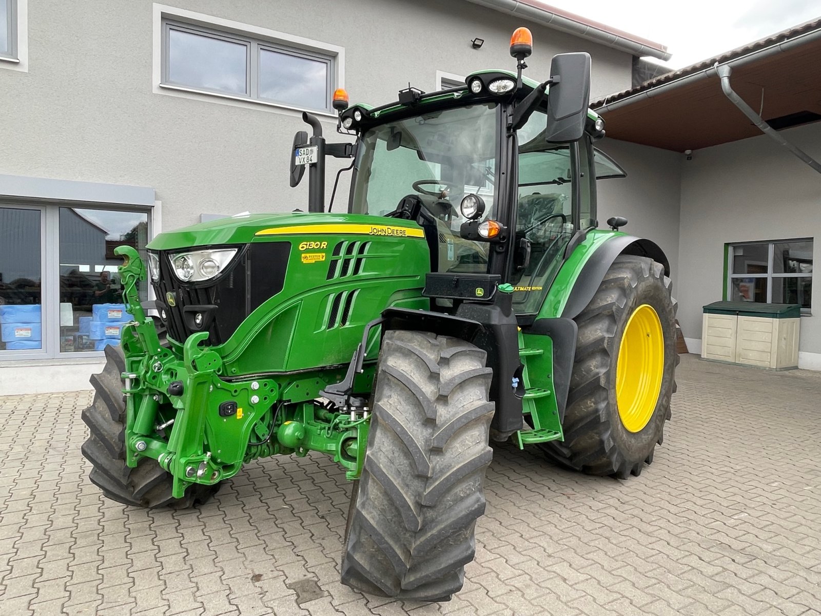 Traktor du type John Deere 6130R, Gebrauchtmaschine en Burglengenfeld (Photo 1)