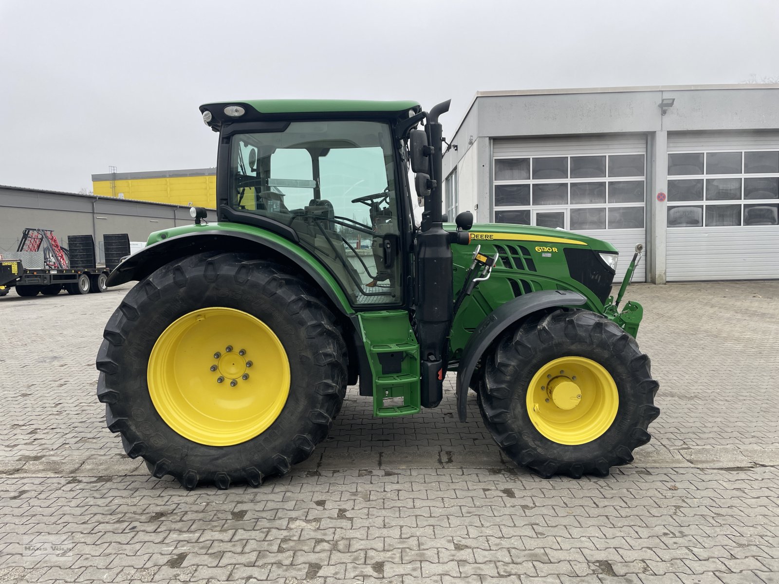 Traktor des Typs John Deere 6130R, Gebrauchtmaschine in Eggenfelden (Bild 7)