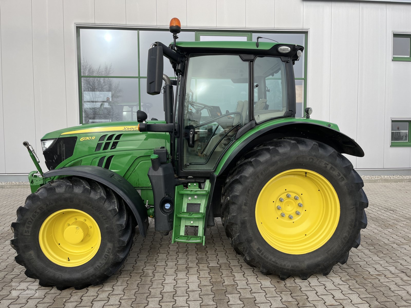 Traktor del tipo John Deere 6130R, Gebrauchtmaschine In Tettenweis / Karpfham (Immagine 9)