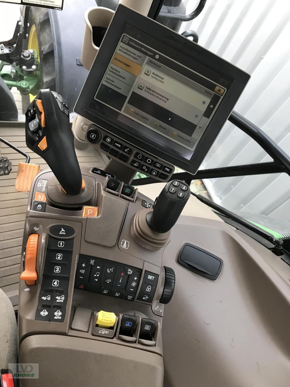 Traktor del tipo John Deere 6130R, Gebrauchtmaschine en Alt-Mölln (Imagen 9)